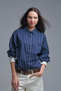 Camisa de gola alta às riscas azul-marinho em popelina macia