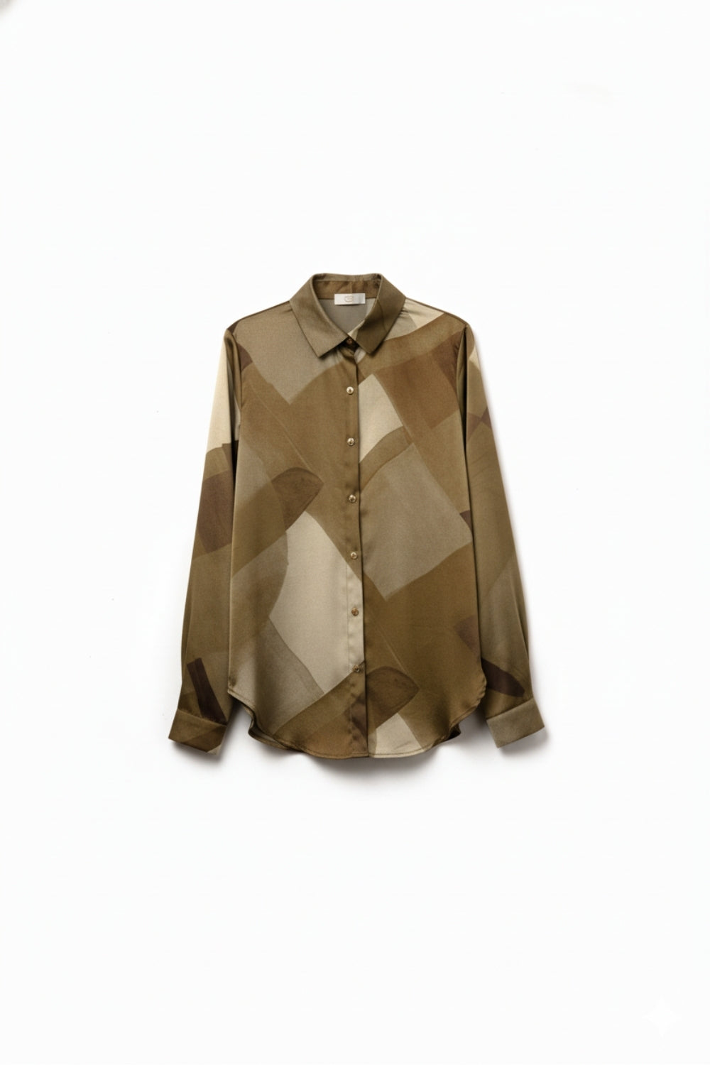 Camisa de cetim verde com estampado geométrico