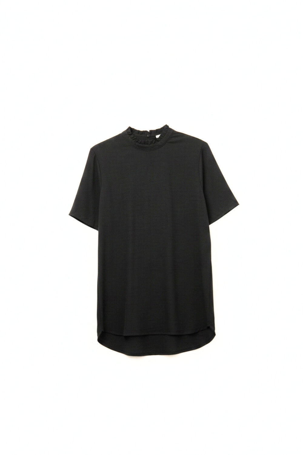 Camisa preta elegante de manga curta