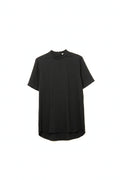 Camisa preta elegante de manga curta