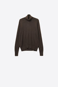 Camisola de gola alta de cor castanha em malha fina de lã merino