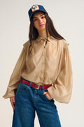 Blusa de seda tencel com mangas em balão e botões de nacar
