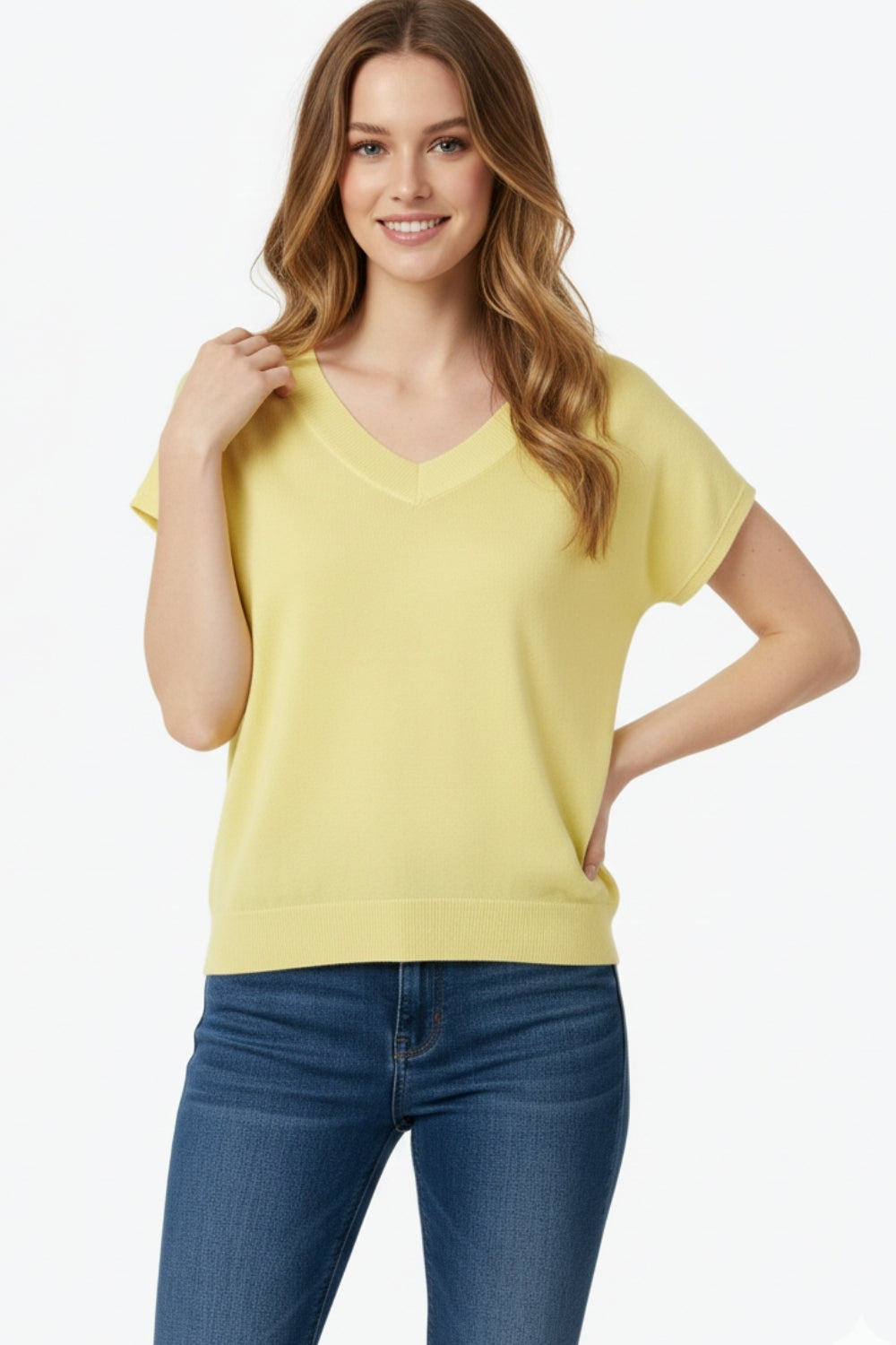 camisola amarela de malha fina com decote em V