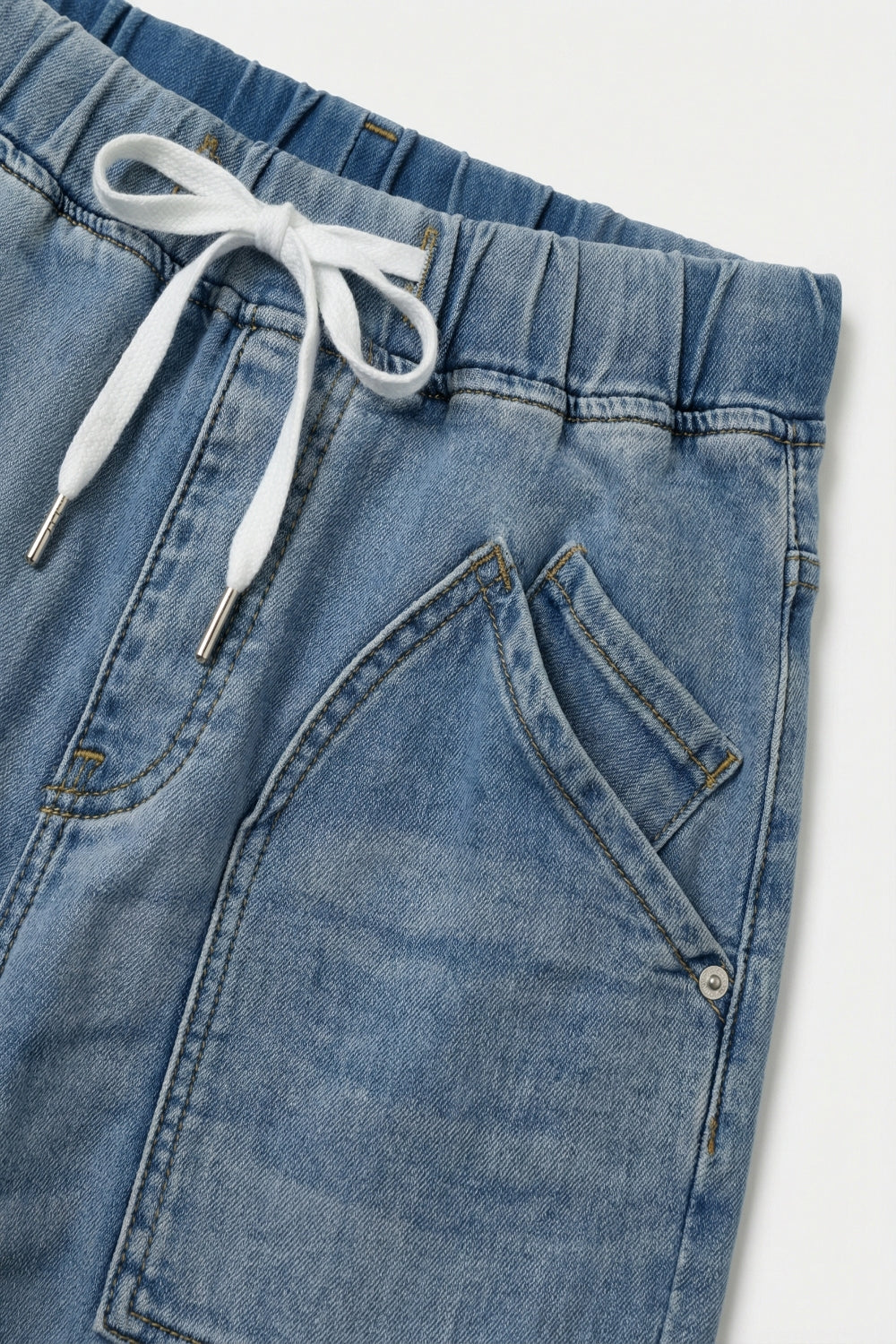 Calças Jeans Denim Azul Claro Estilo Jogger com Cintura de Cordão
