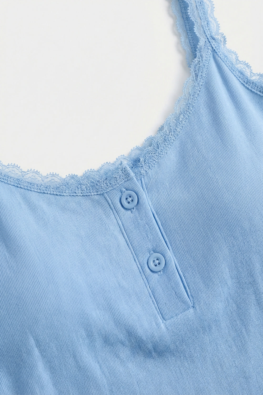 Top Cropped Azul Claro de Malha Canelada com Detalhes de Botões