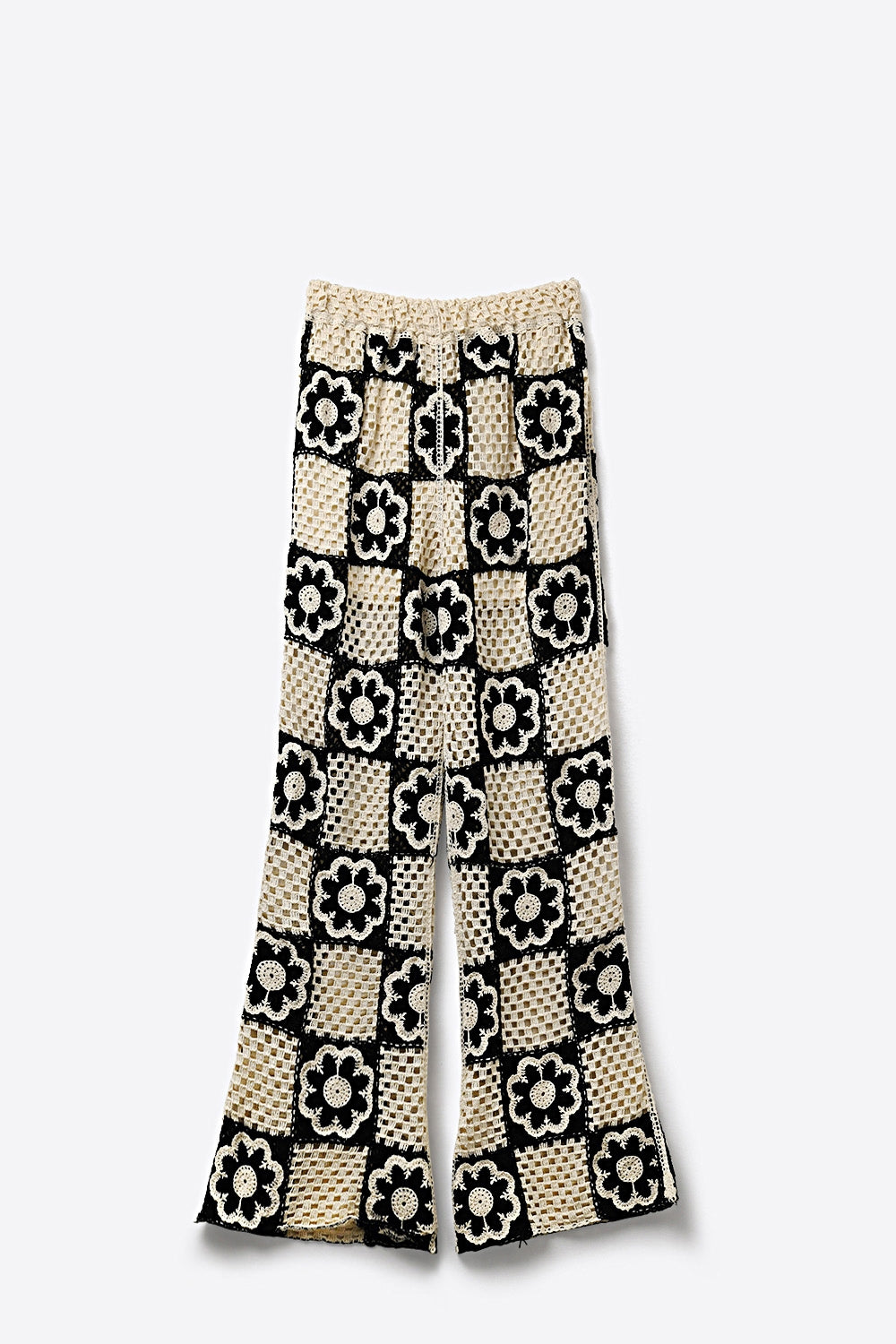 Calças de Pernas Largas em Patchwork de Crochê Preto e Creme com Motivo Floral
