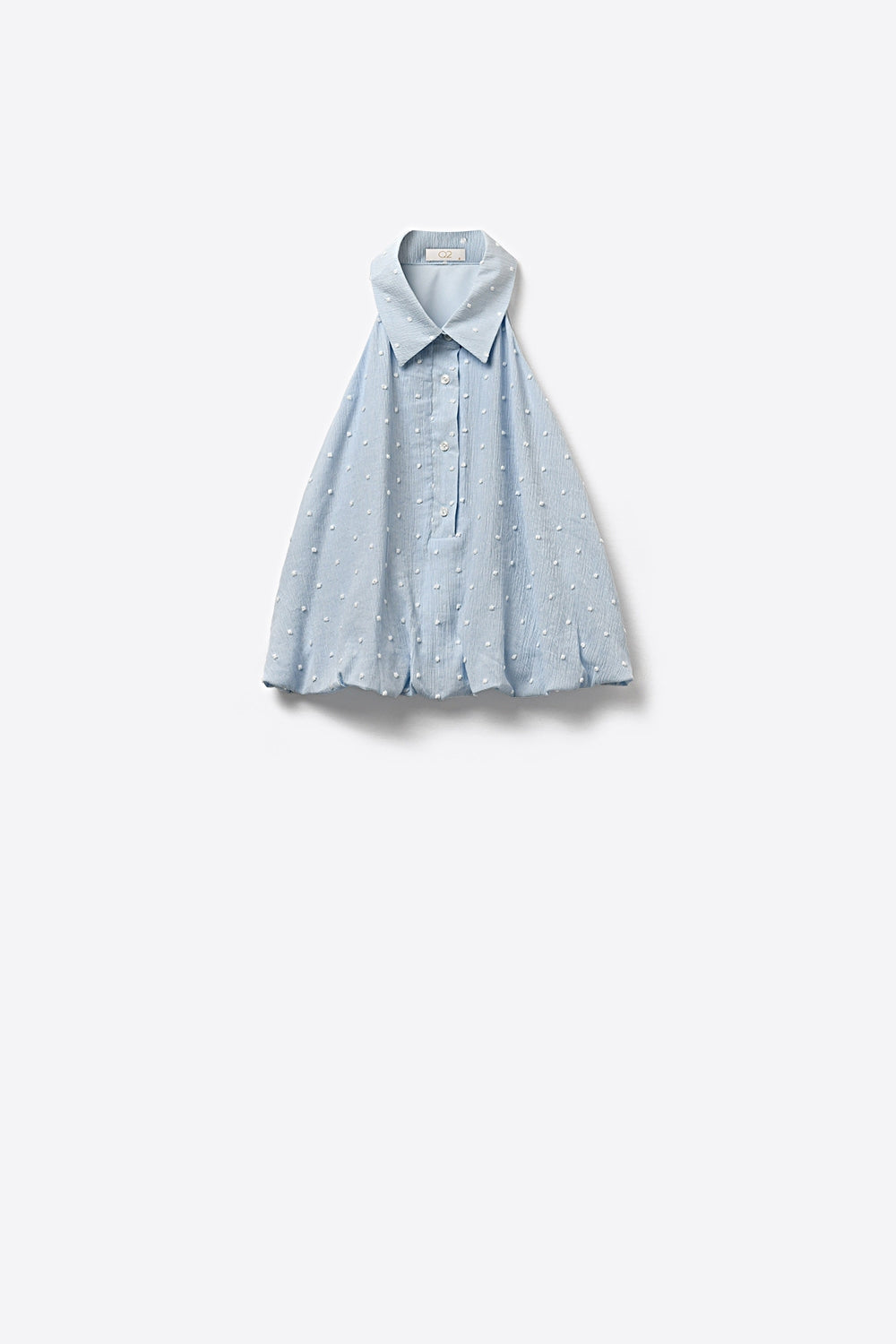 Blusa Azul Claro Bordada com Bolinhas e Botões