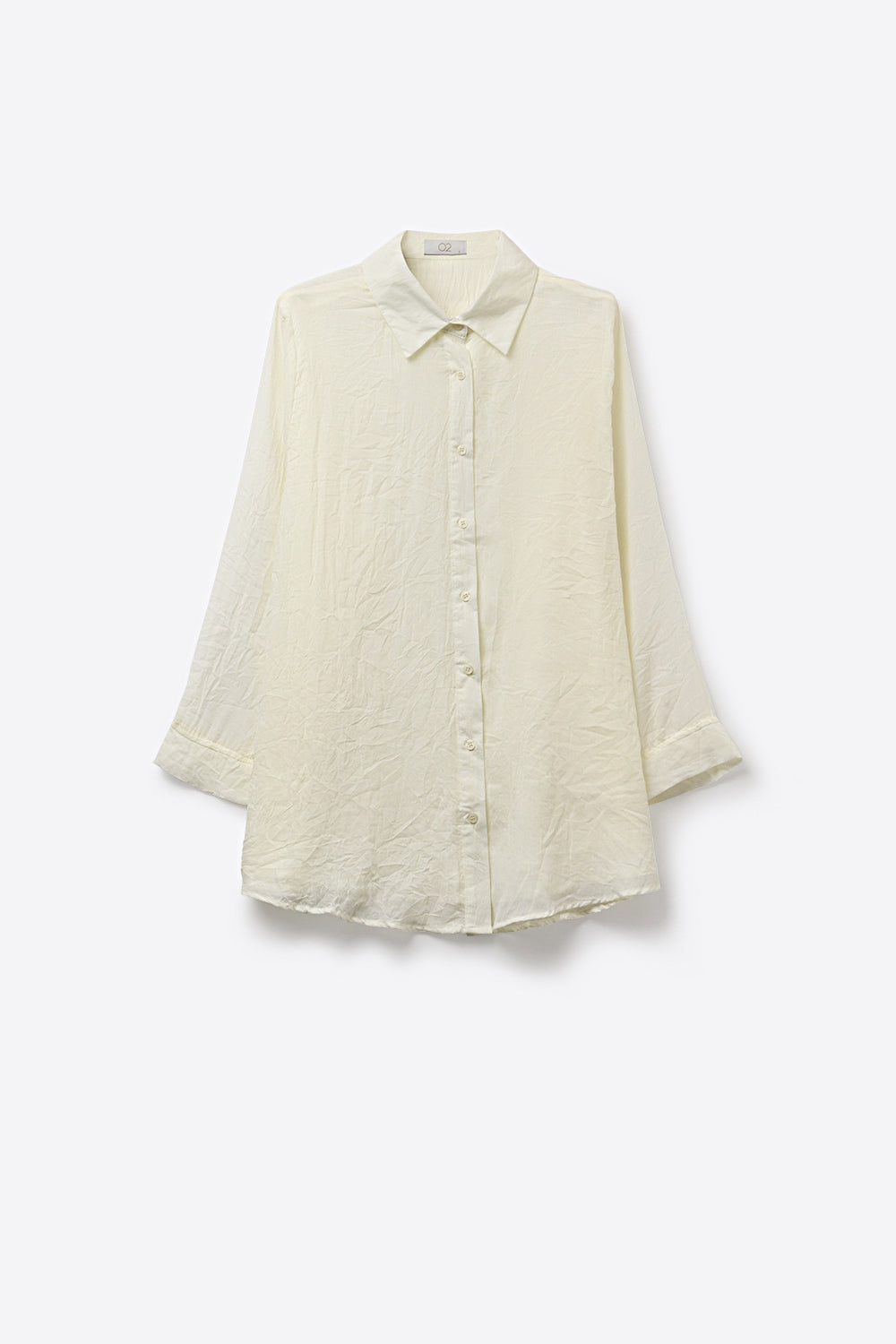 Camisa leve enrugada com silhueta descontraída em creme