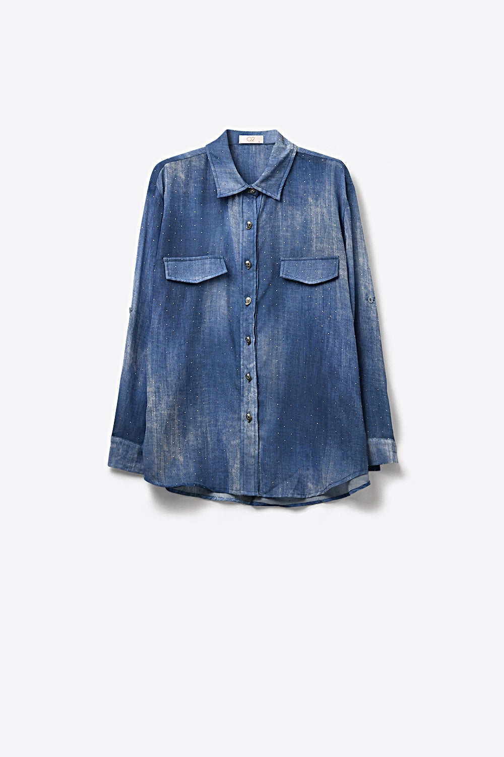 Camisa azul tie dye em chiffon com detalhes em strass
