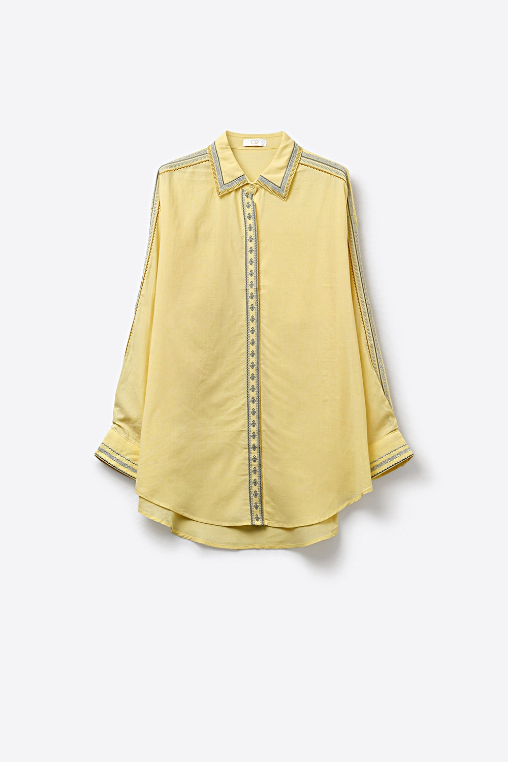 Camisa Oversize amarela com pormenores de guarnição bordados