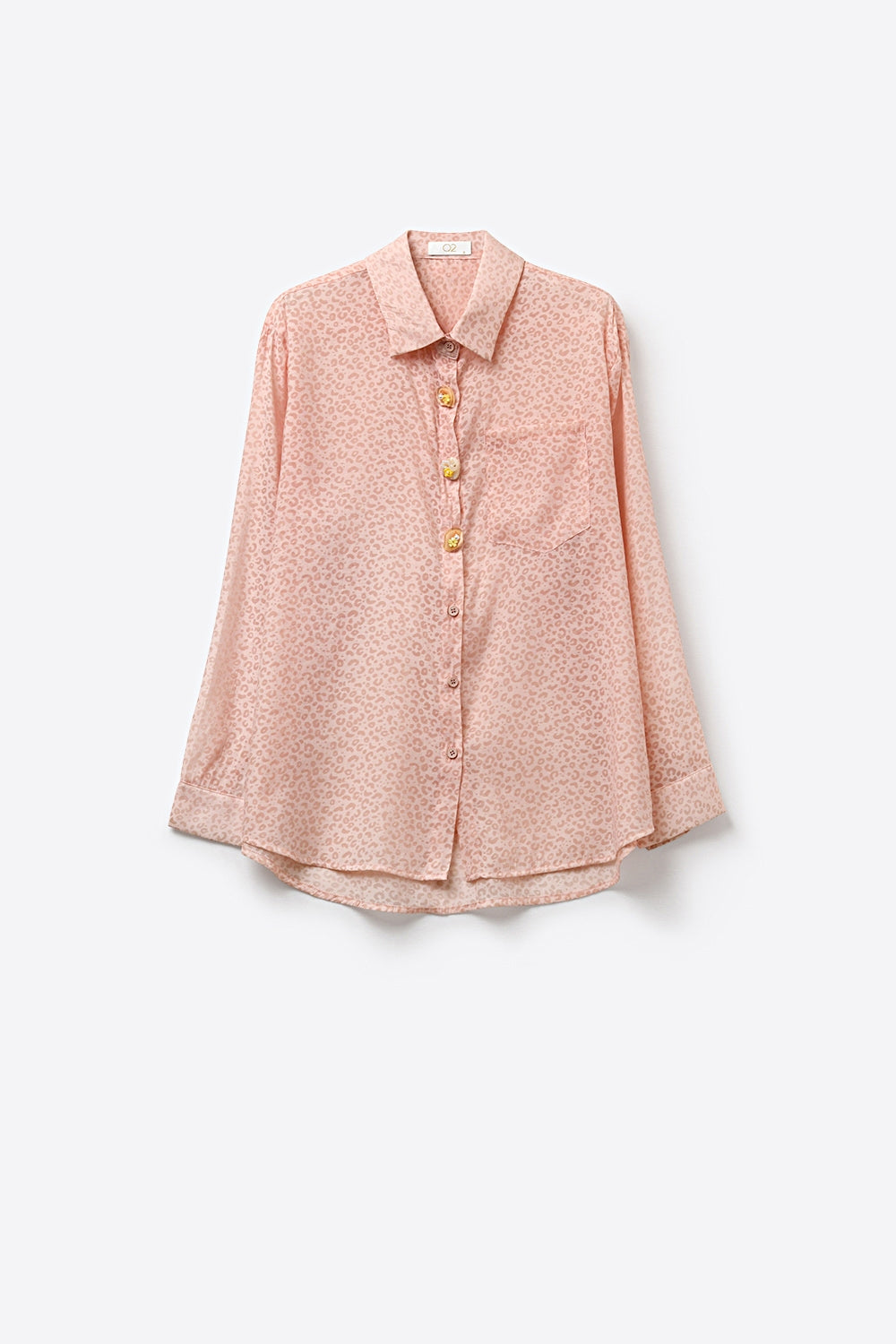 Camisa de tecido transparente com estampa animal rosa com botão e bolso