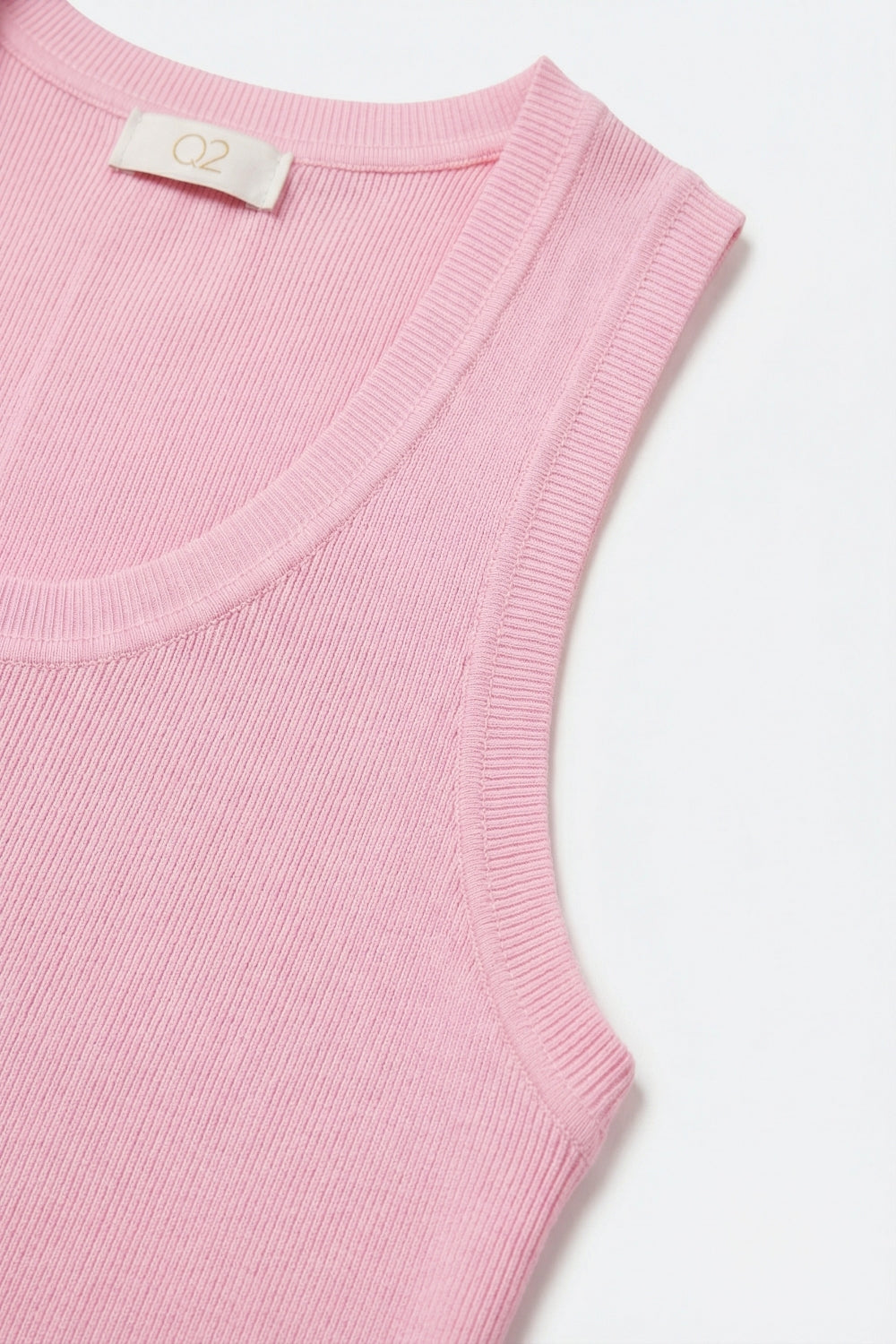 Regata de Malha Fina em rosa com Decote Redondo