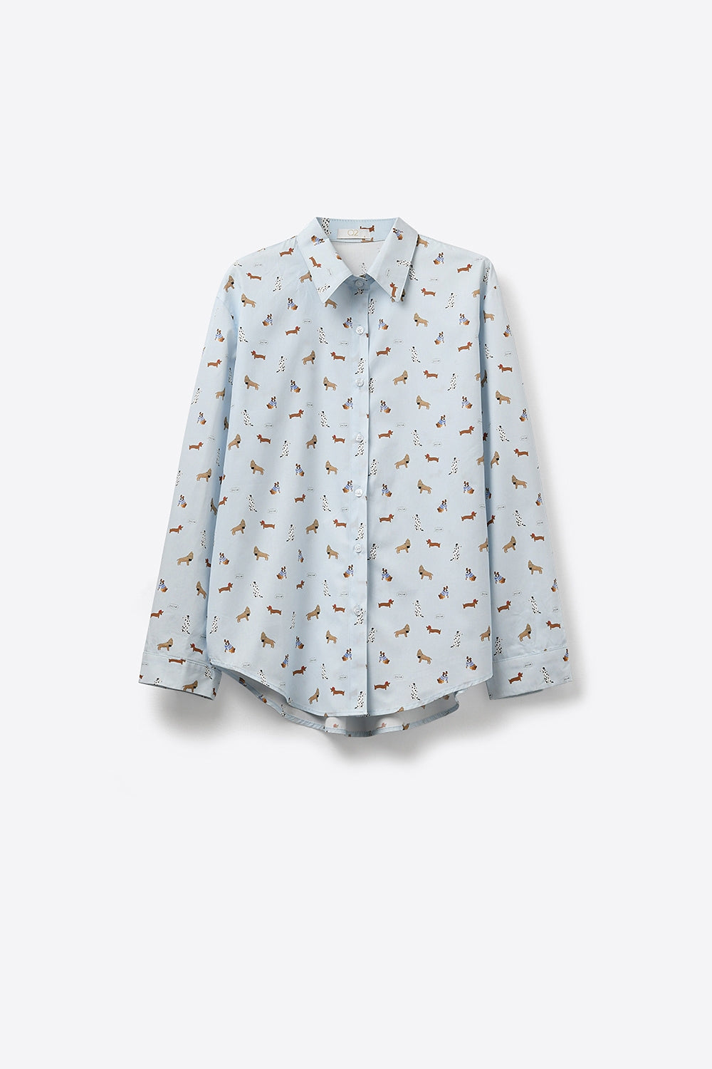 Camisa com botões azul clara com estampado de cão