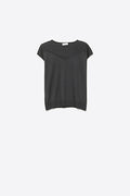 Blusa Preta de Malha com Detalhe Texturizado no Peito