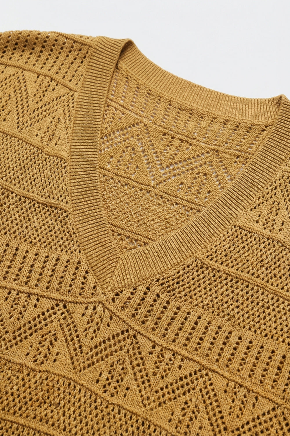Colete de camisola de manga curta com decote em V em malha camel