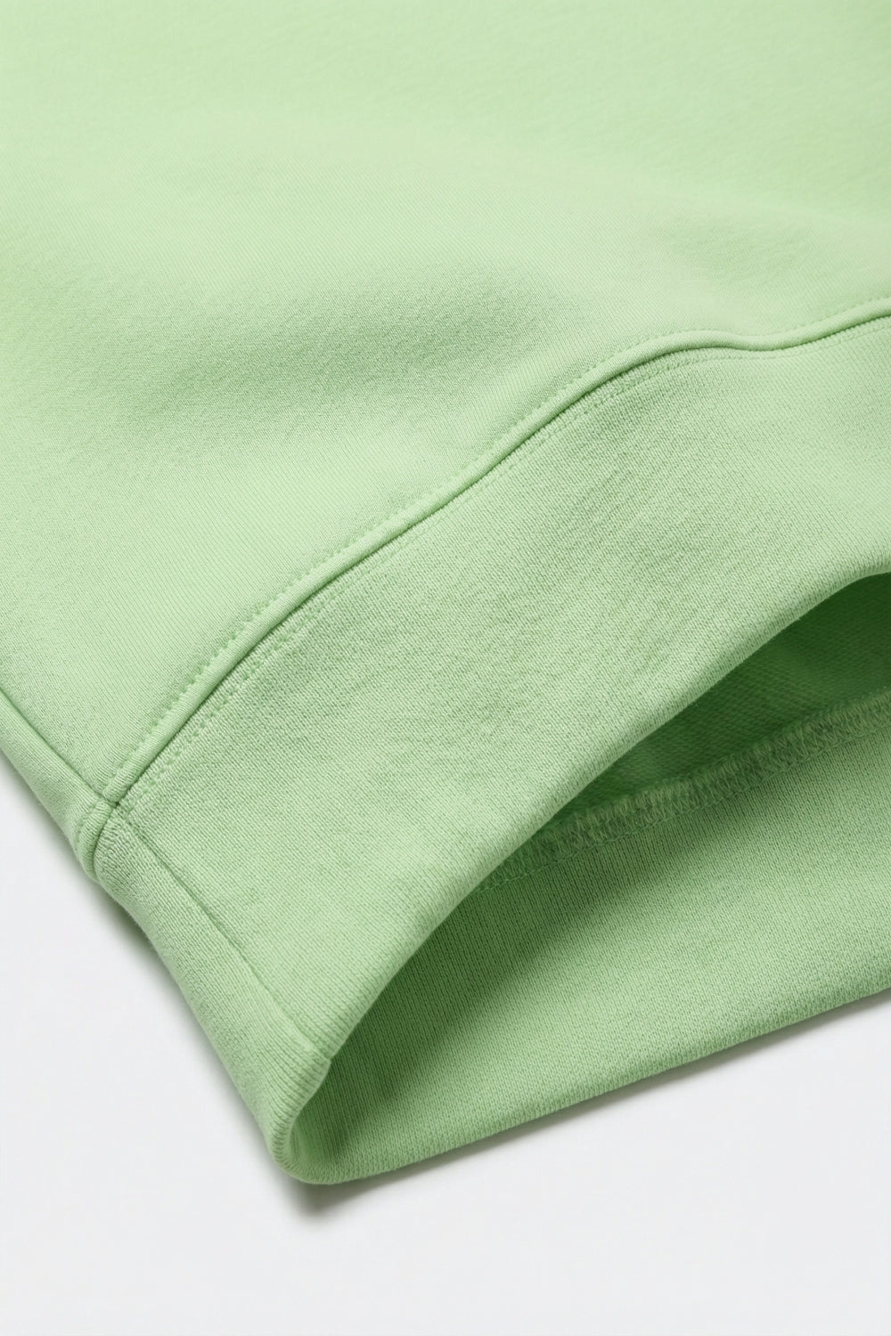 Sweatshirt básica com gola redonda e ombros caídos em verde