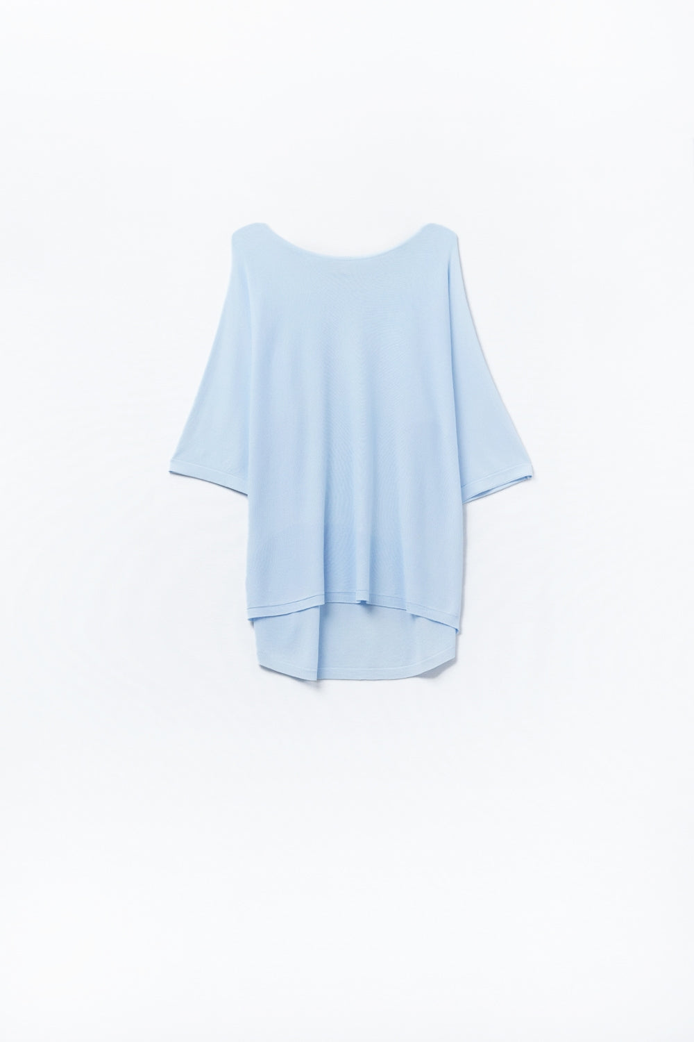 Camisola azul claro de tamanho grande com mangas até ao cotovelo