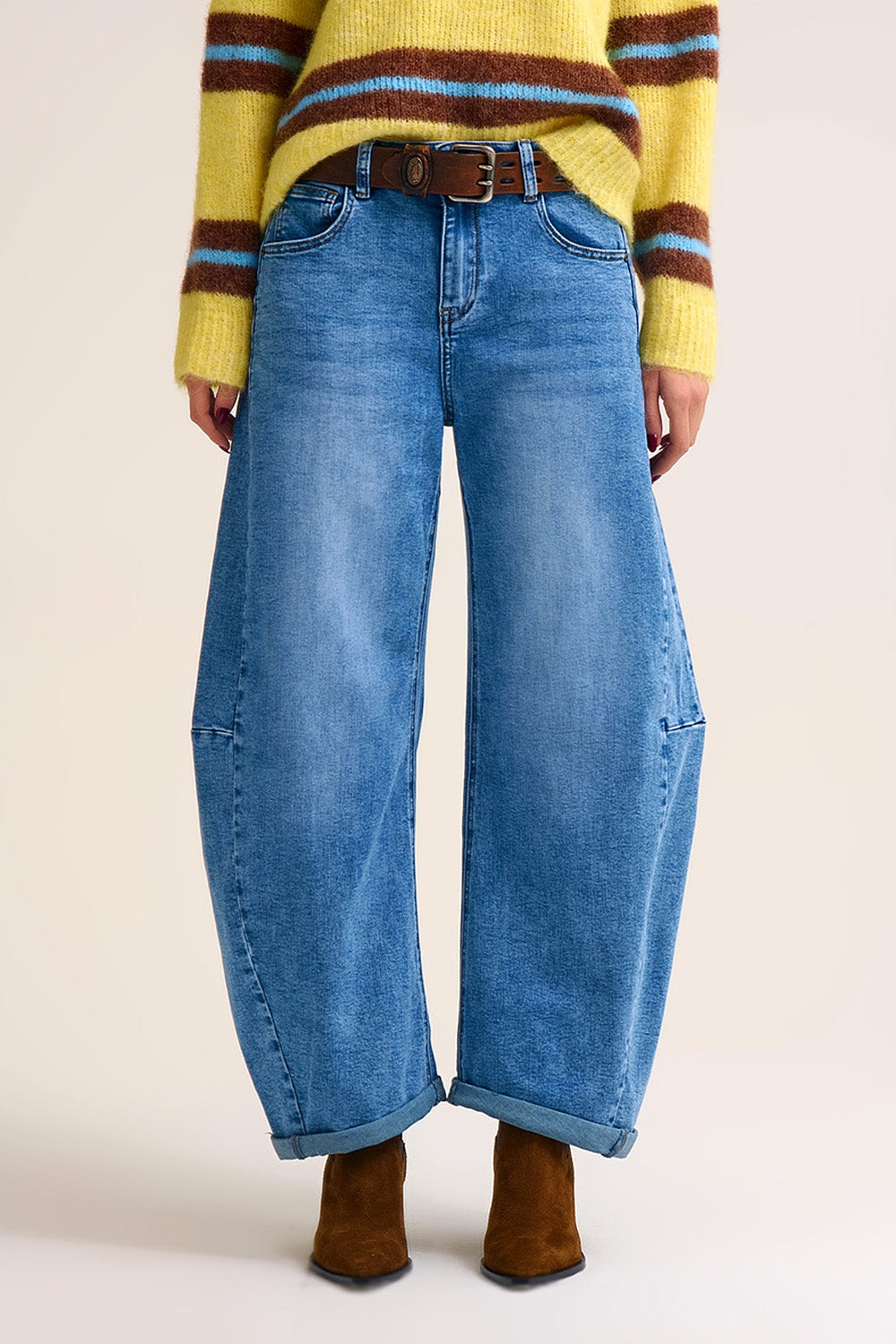 Calças de ganga de perna larga Barrel Blue Denim em lavagem clara