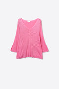 Camisola rosa com decote em V e pormenores subtis de brilho