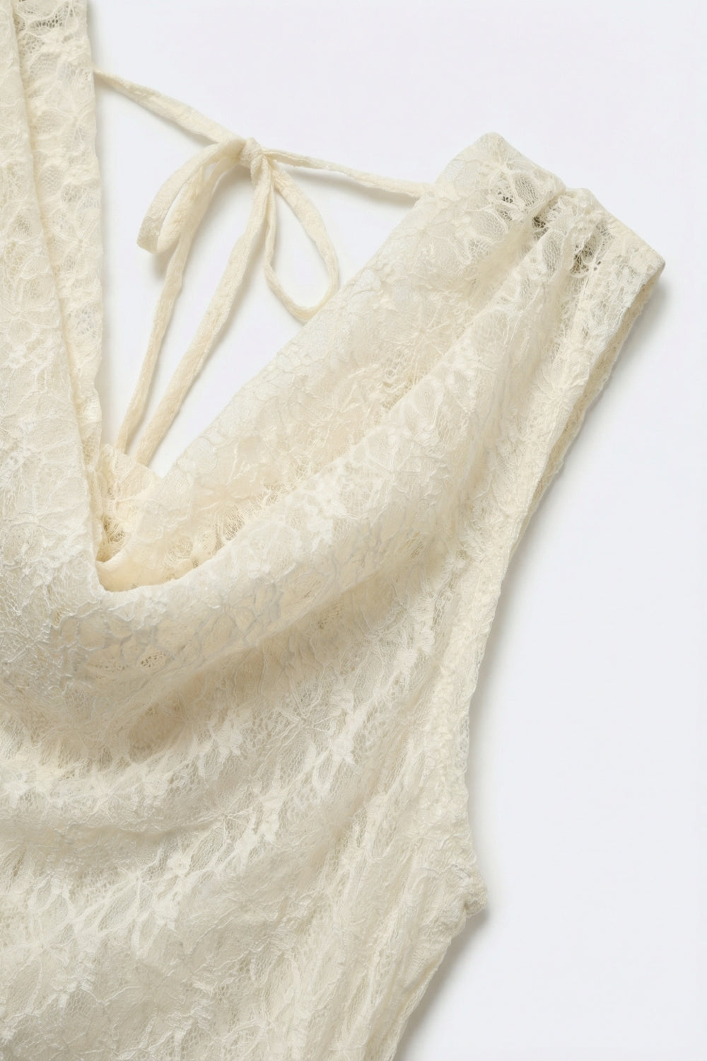 Tank Top de renda sem mangas com decote em V