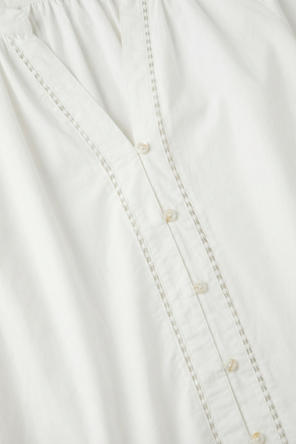 Vestido Camponês de Popeline de Algodão Leve em branco com Barra de Babados