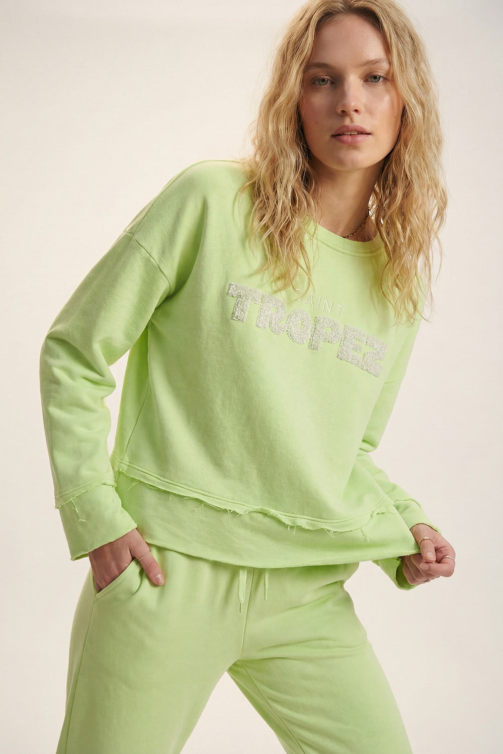 Camisola Saint Tropez bordada em verde menta