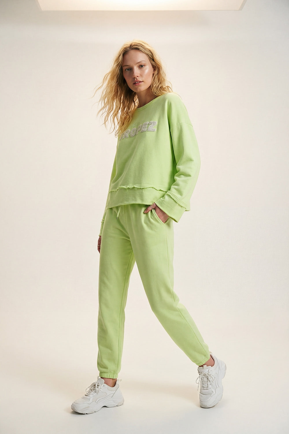 Camisola Saint Tropez bordada em verde menta