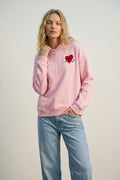 Camisola com capuz super macia rosa bebé com gráfico de corações em bouclé