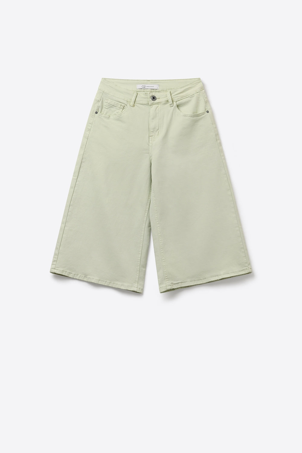 Bermuda de sarja stretch em Verde Menta