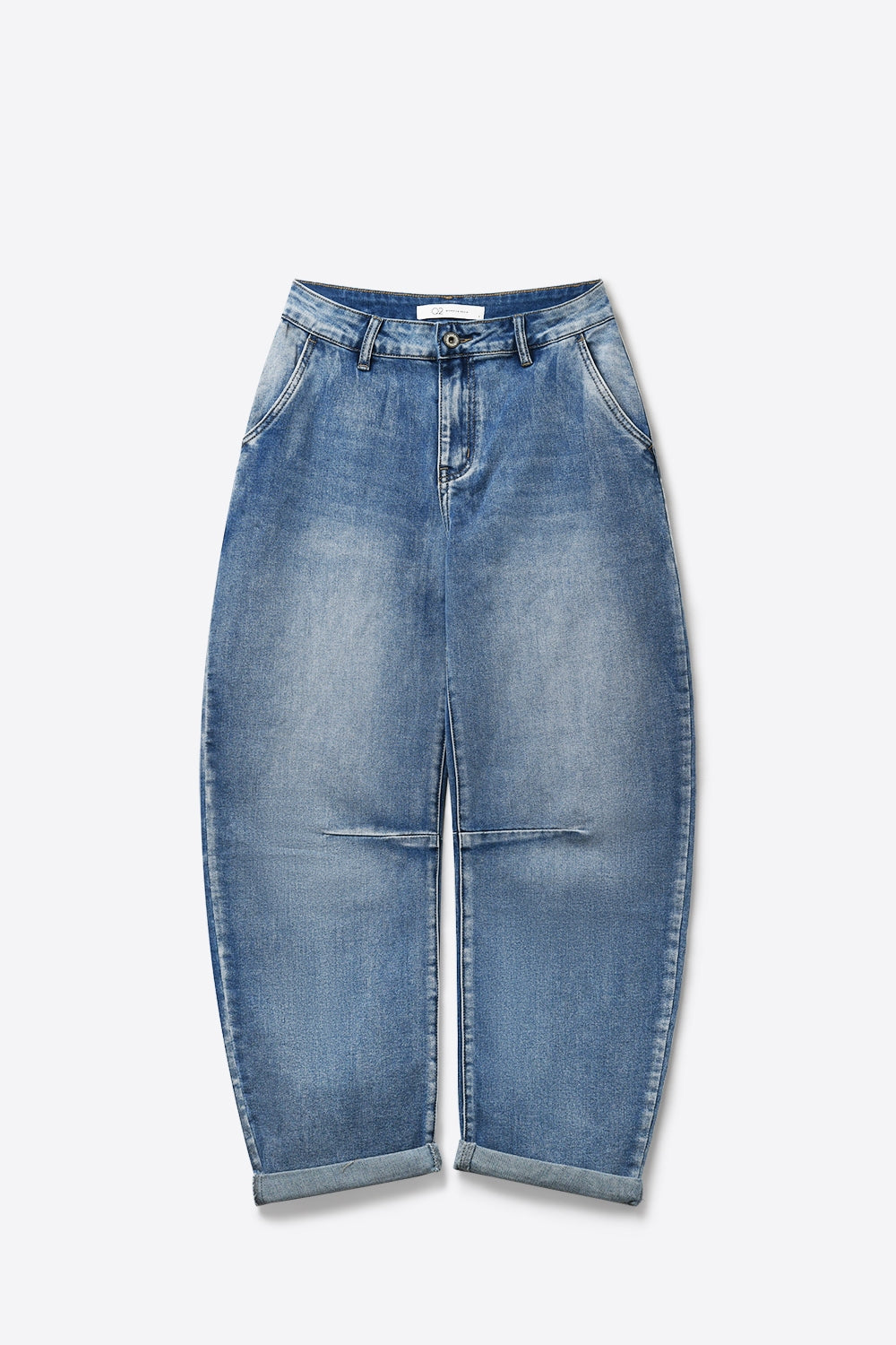 Jeans de Perna Barril com Lavagem Clara e Detalhe de Costura no Joelho