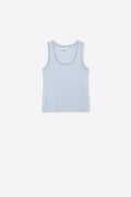 T-shirt de malha canelada azul clara com rebordo metálico