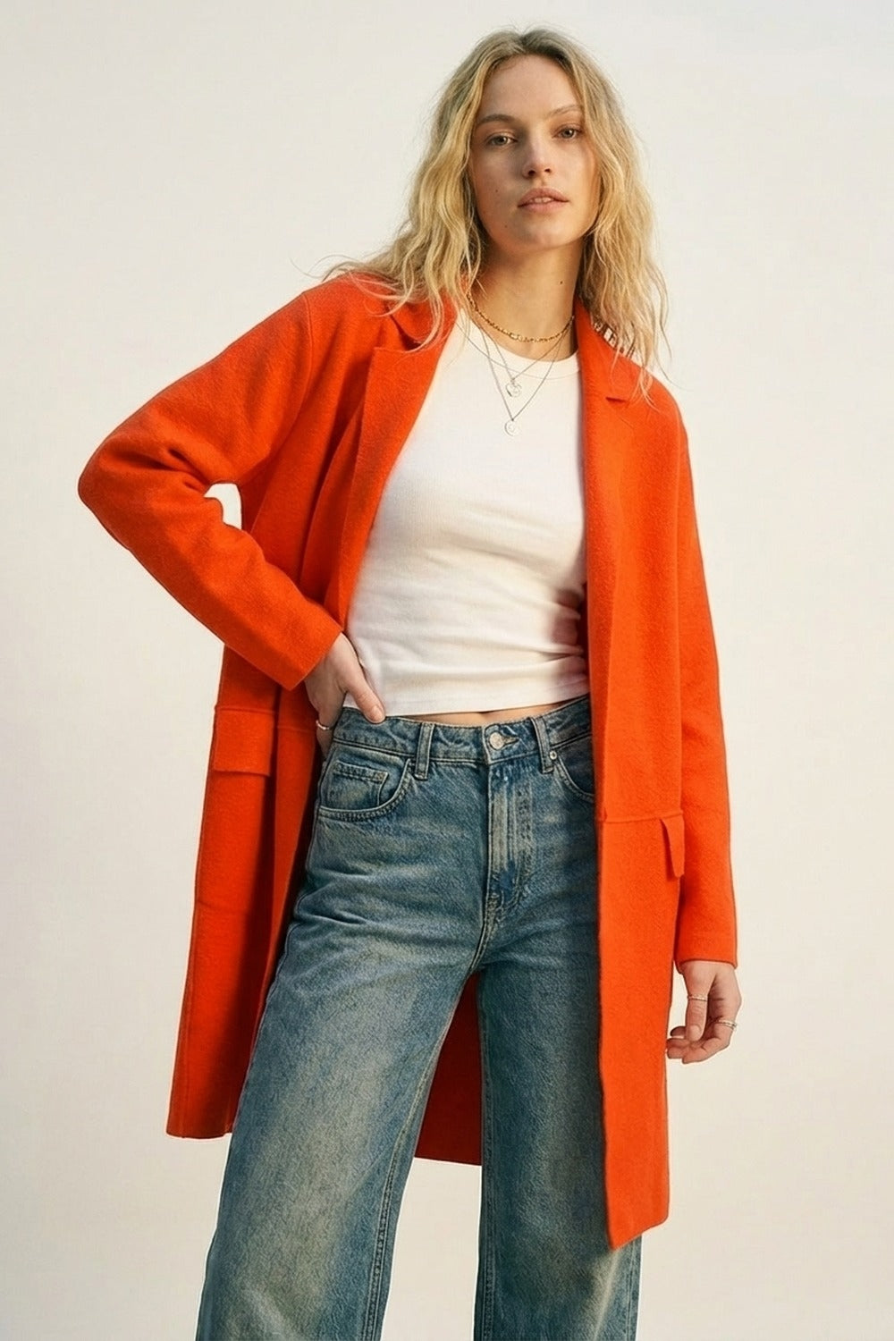 Casaco maxi com gola oversized em laranja