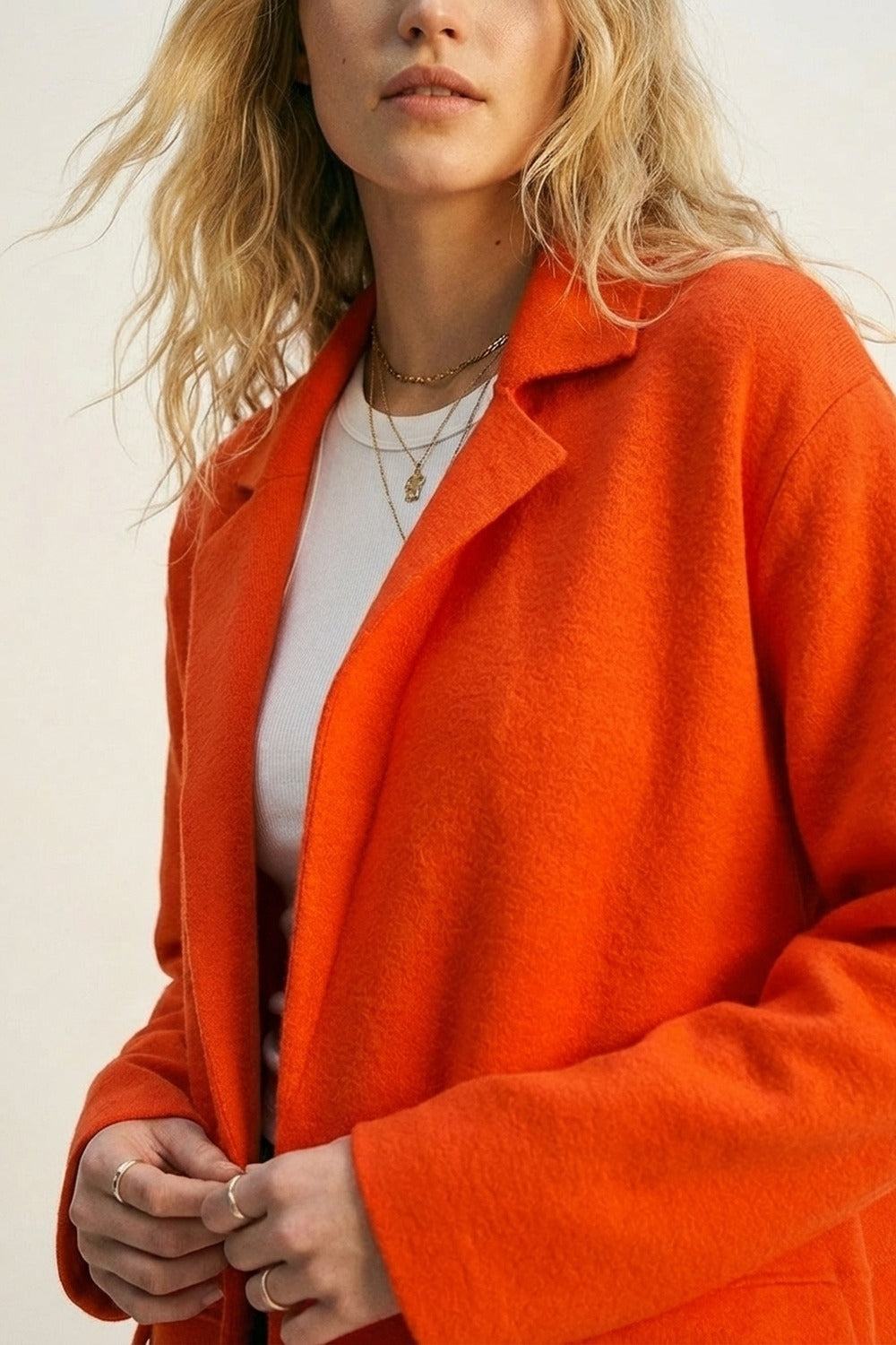 Casaco maxi com gola oversized em laranja