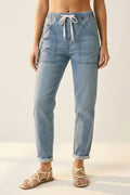 Calças Jeans Denim Azul Claro Estilo Jogger com Cintura de Cordão