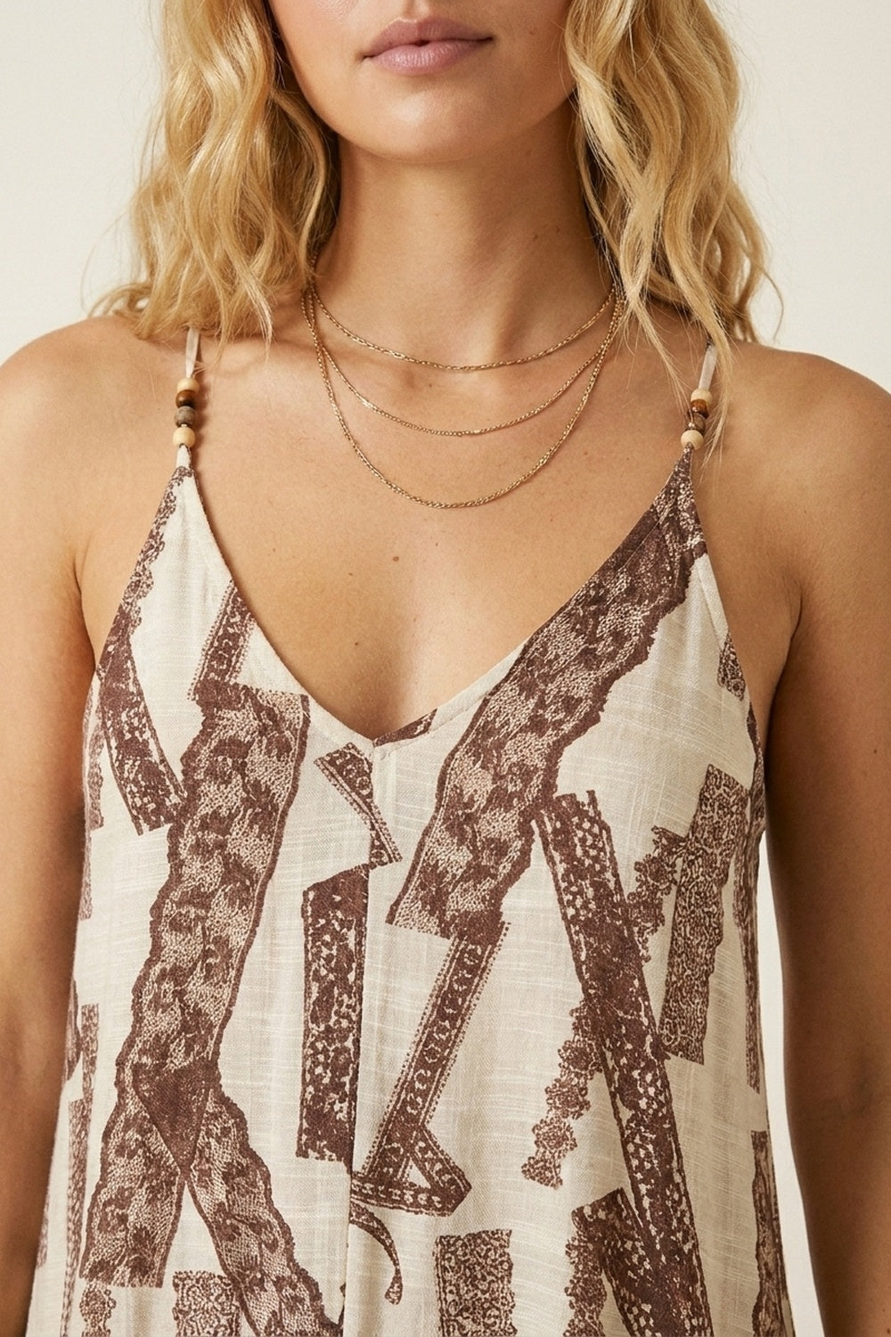 Vestido Maxi Fluido Estampado em Creme e Marrom