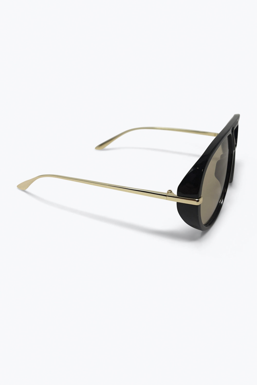 Óculos de Sol Estilo Aviador Preto com Lentes Marrons