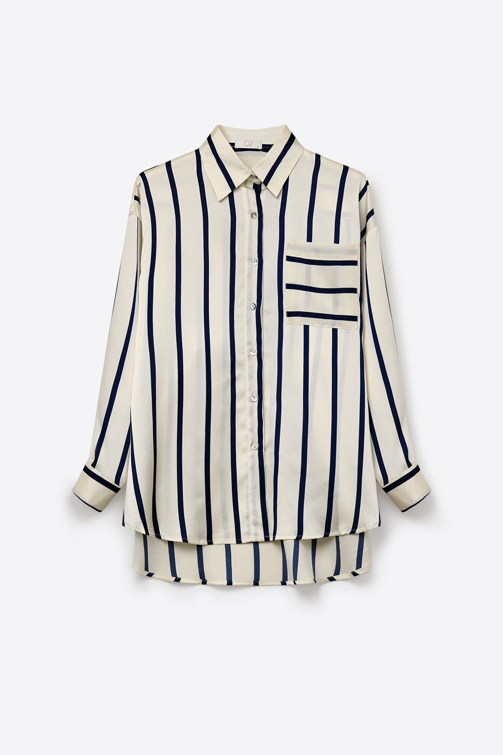 Camisa de Corte Relaxado em Tecido de Cetim com Bolso