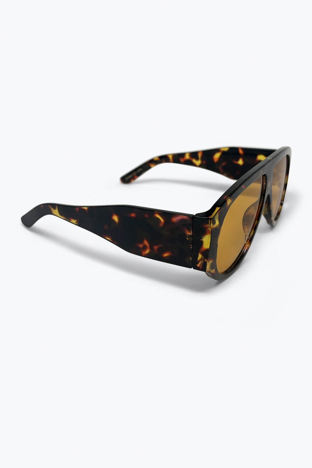 Óculos de Sol Escudo Oversized Marrom Tartaruga