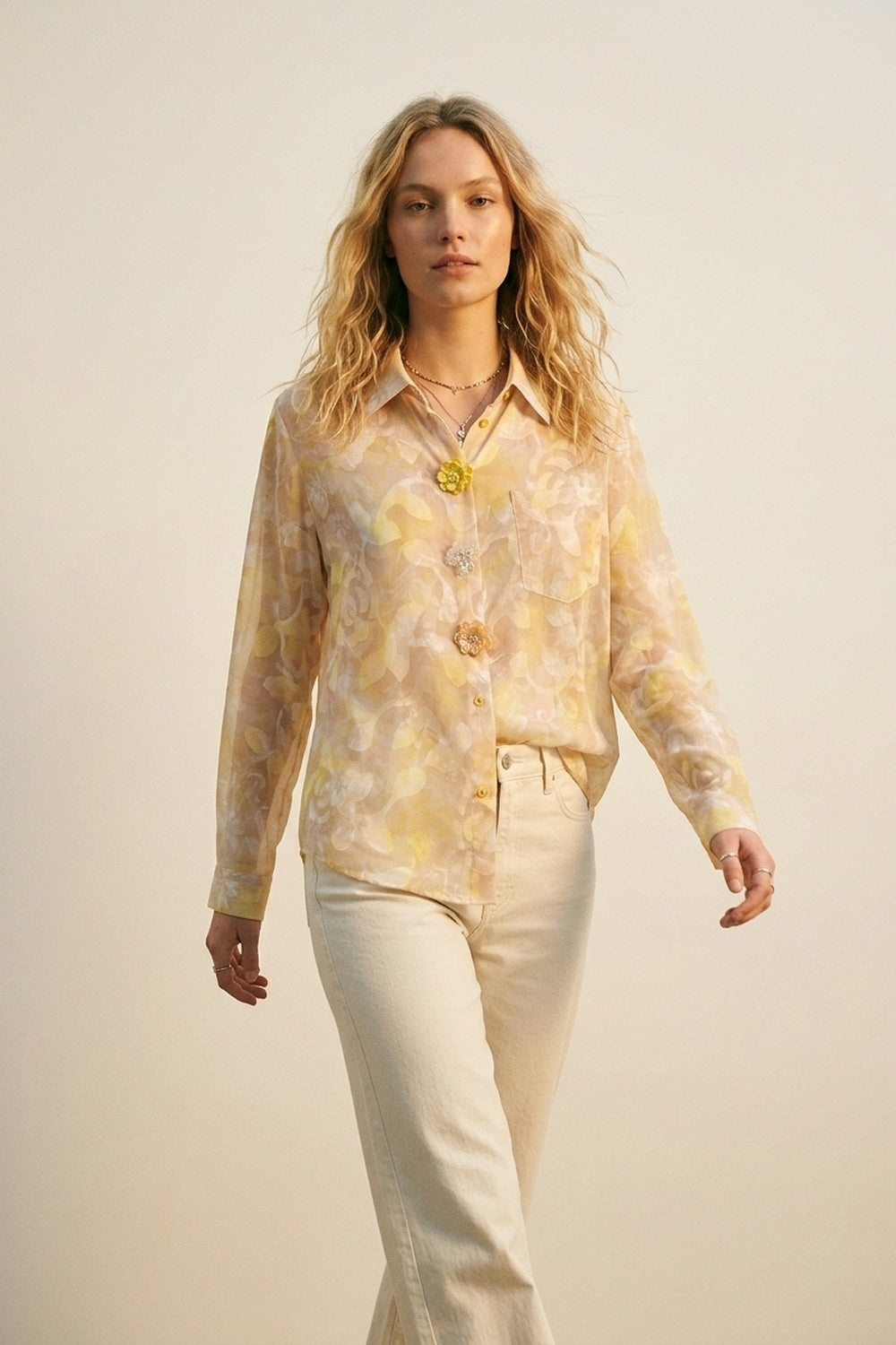 Camisa de Botão com Estampa Floral de Manga Longa