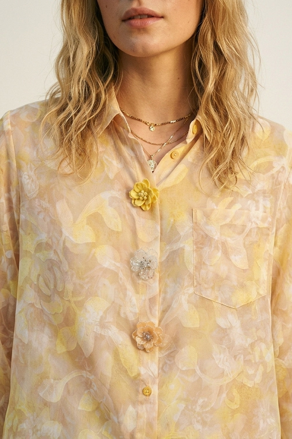 Camisa de Botão com Estampa Floral de Manga Longa
