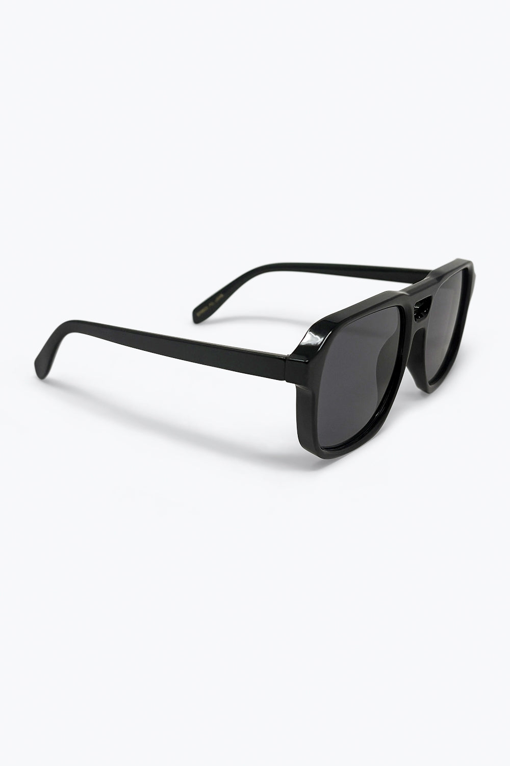 Óculos de Sol Oversized com Armação Grossa Preta e Lente Quadrada