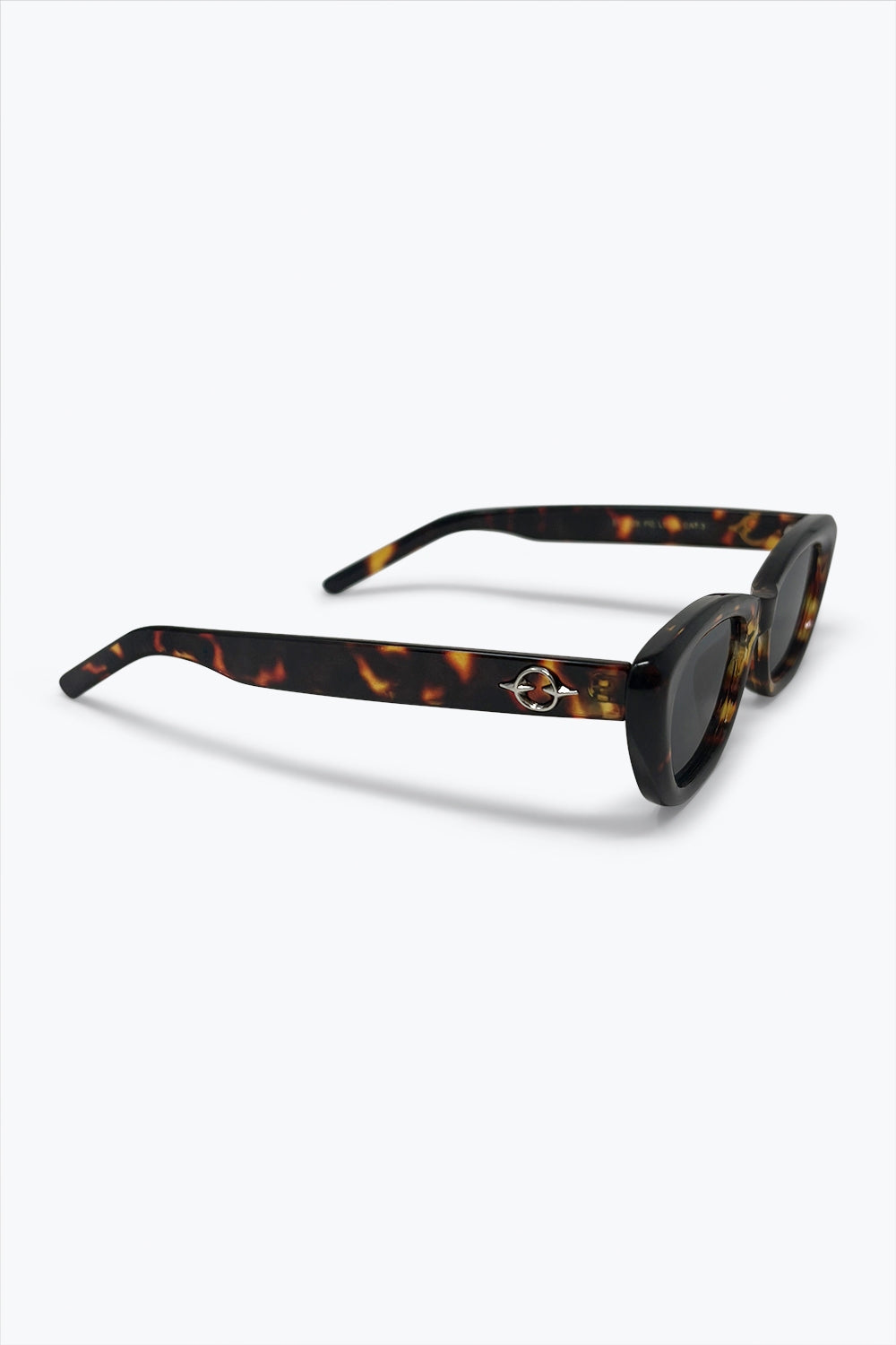 Óculos de Sol com Detalhe de Armação de Olho de Gato em Acetato Tartaruga Multicolorido