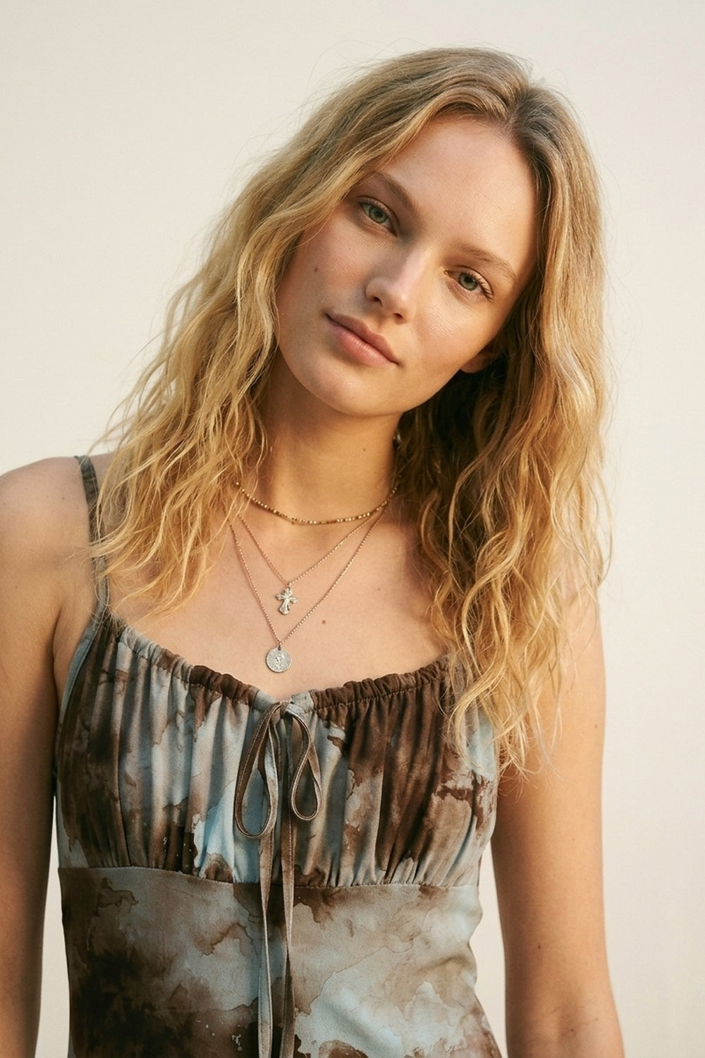 Vestido Longo de Alcinha Azul Tie-Dye com Alças Ajustáveis