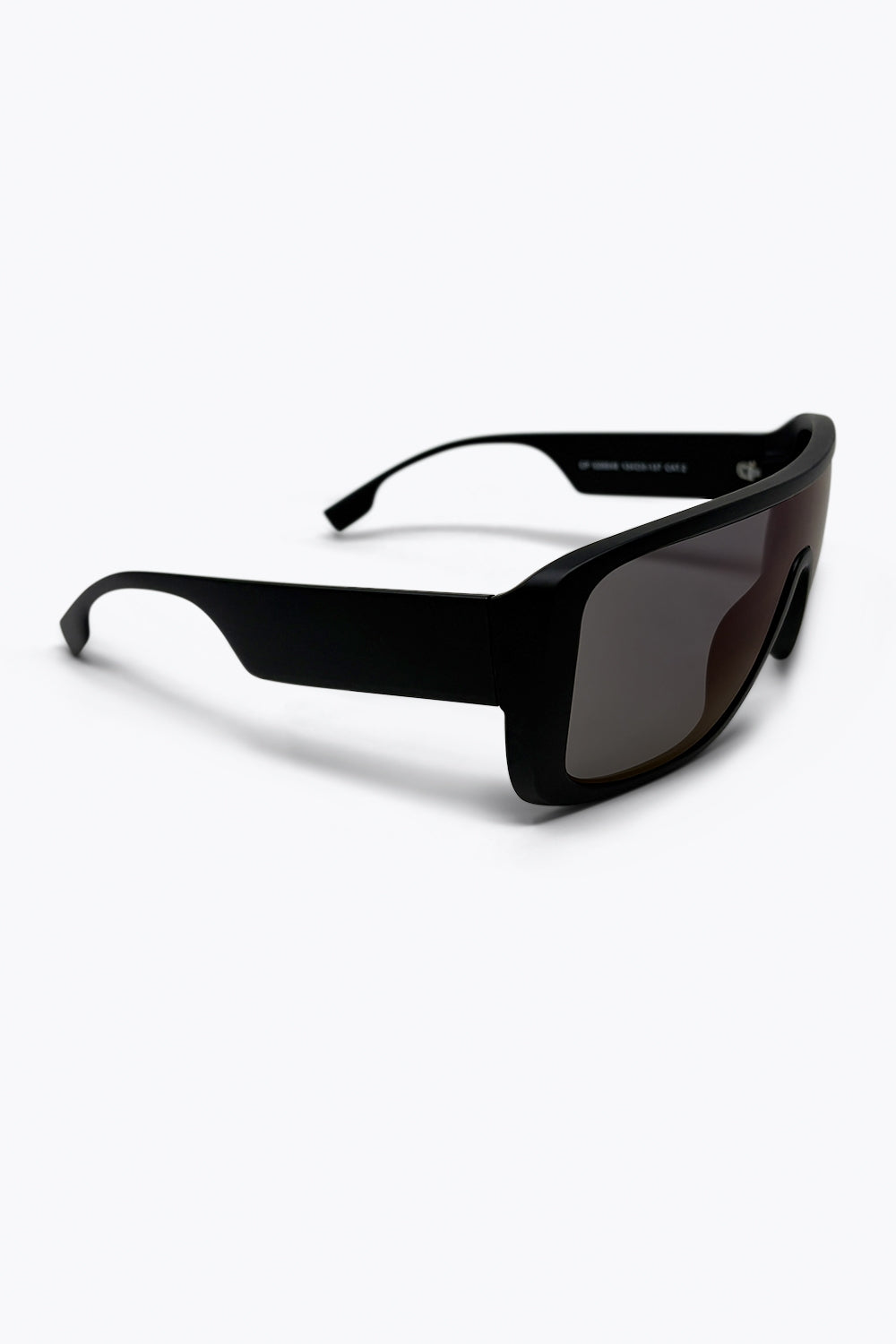 Óculos de Sol Estilo Viseira com Armação Escudo Oversized Preto com Lentes em Degradê