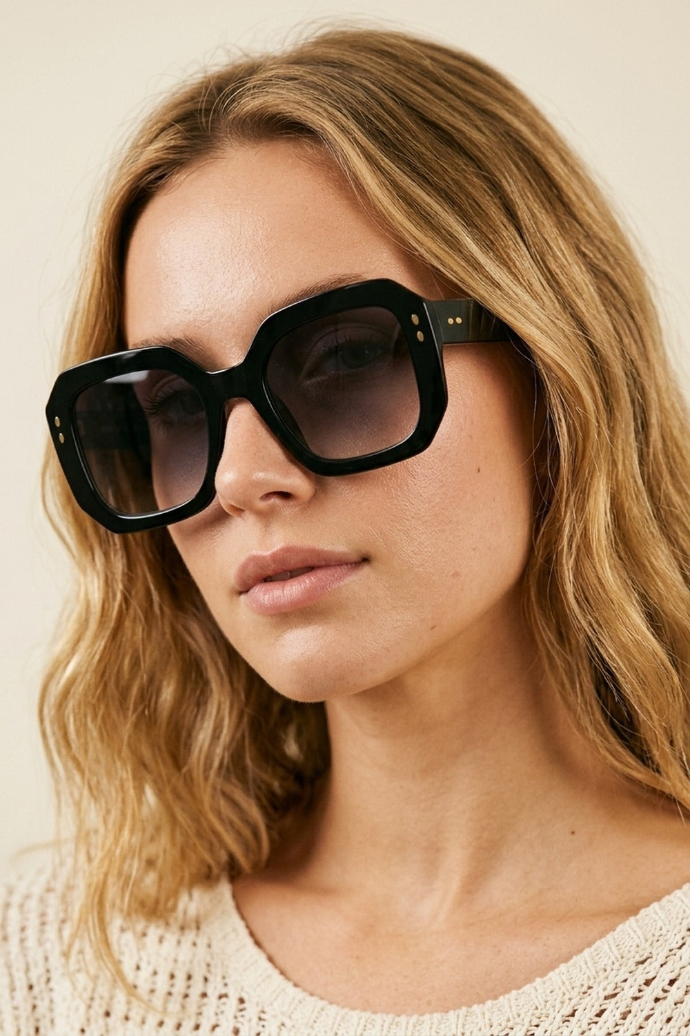 Óculos de Sol Oversize Quadrado com Lentes Degradê Pretas