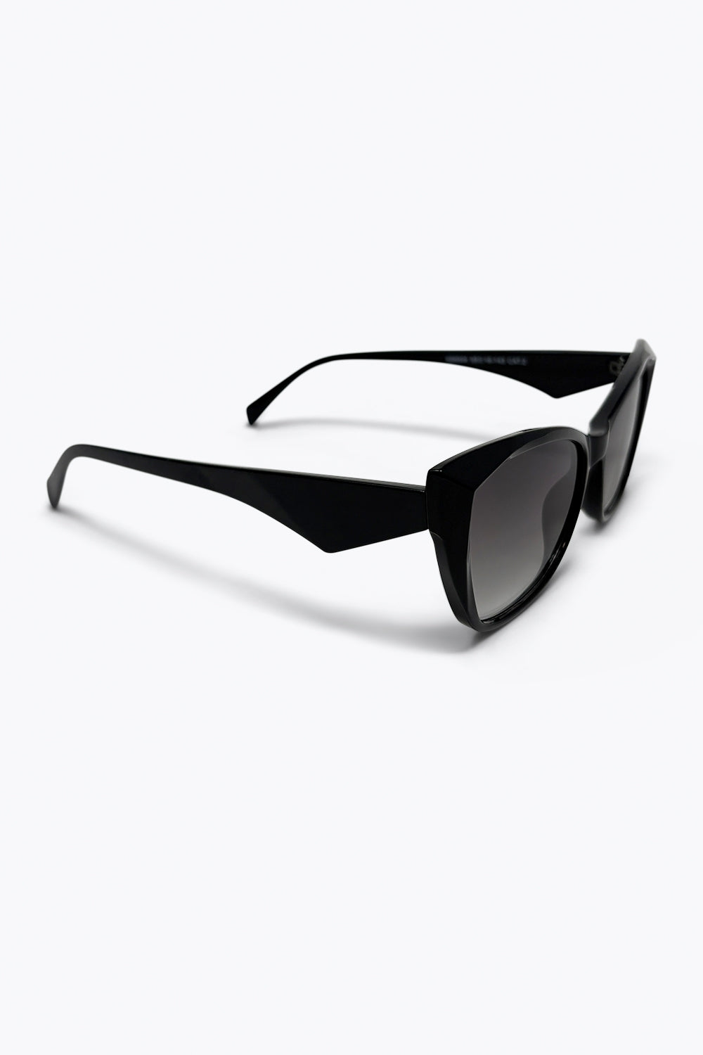 Óculos de Sol com Armação Preta Brilhante Estilo Gatinho e Lentes em Degradê