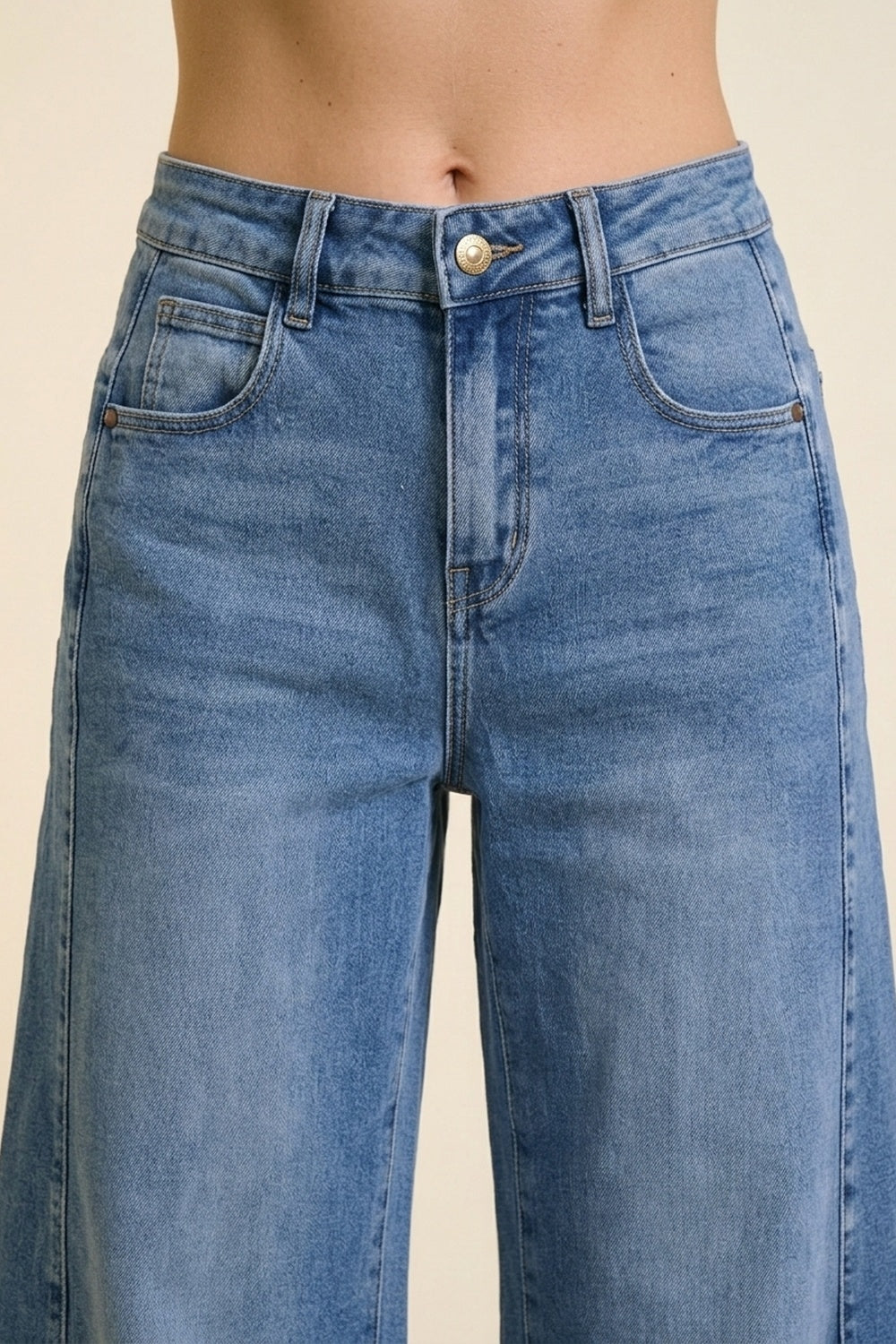 Jeans de Denim Azul de Perna Larga com Lavagem Clara e Punhos