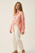 Camisa Oversized Rosa com Mangas de Amarrar e Botões