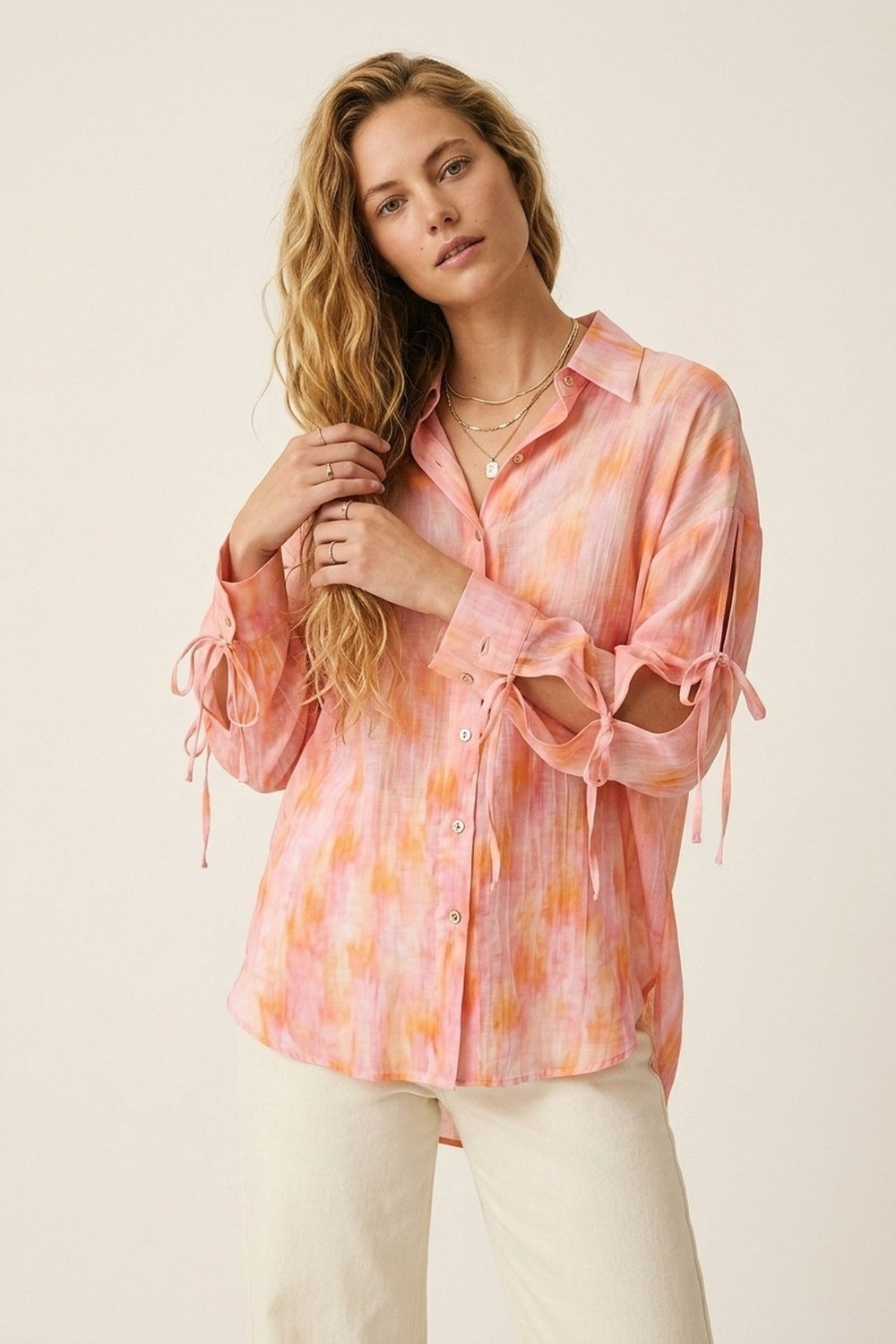 Camisa Oversized Rosa com Mangas de Amarrar e Botões
