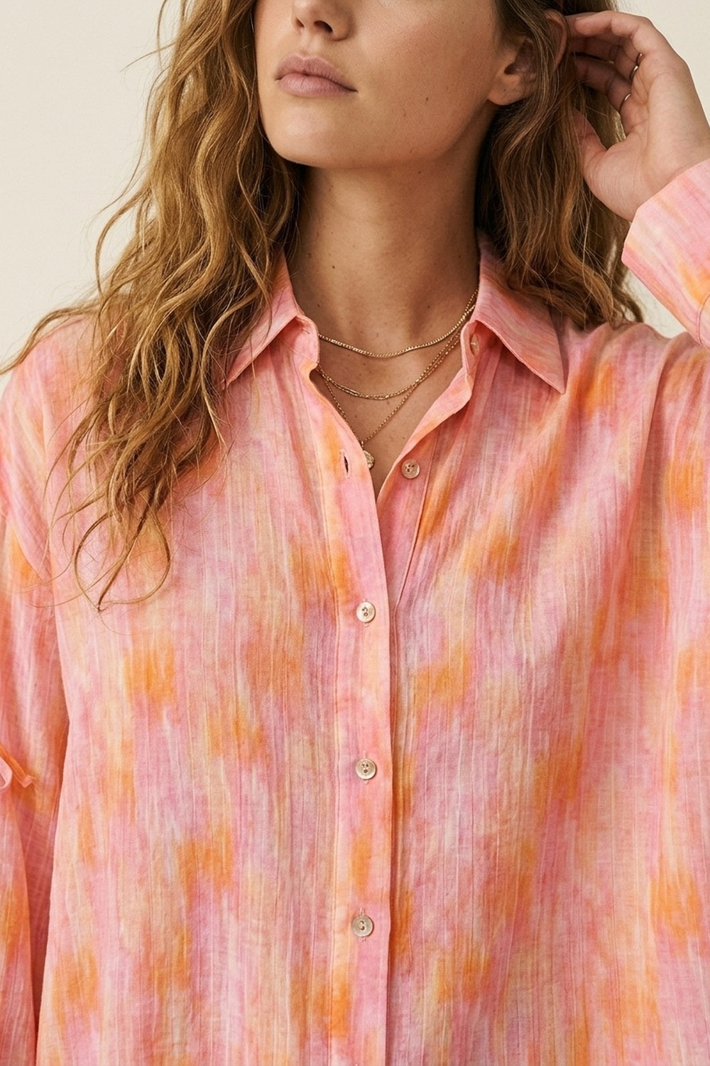 Camisa Oversized Rosa com Mangas de Amarrar e Botões